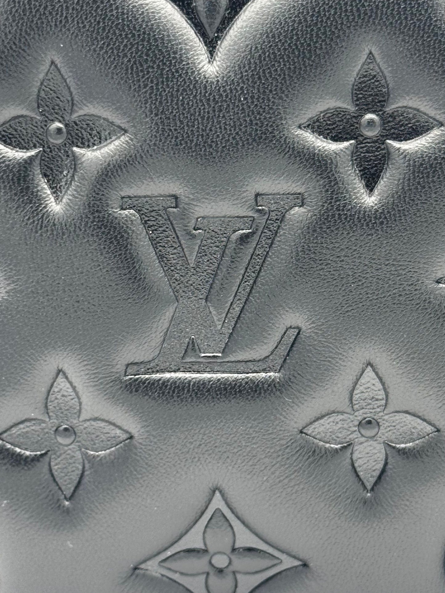 Louis Vuitton Coussin Black with Chain