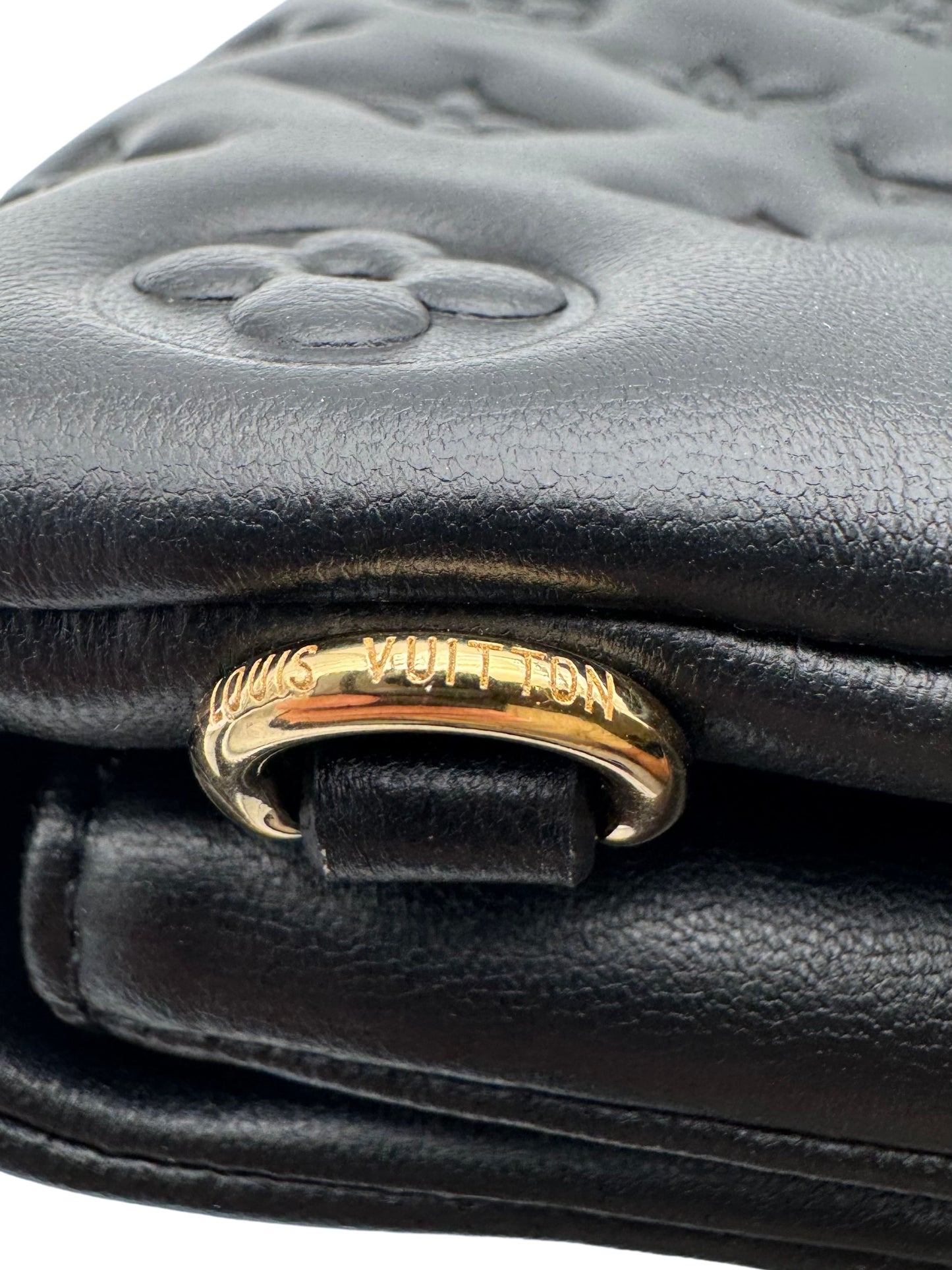Louis Vuitton Coussin Black with Chain