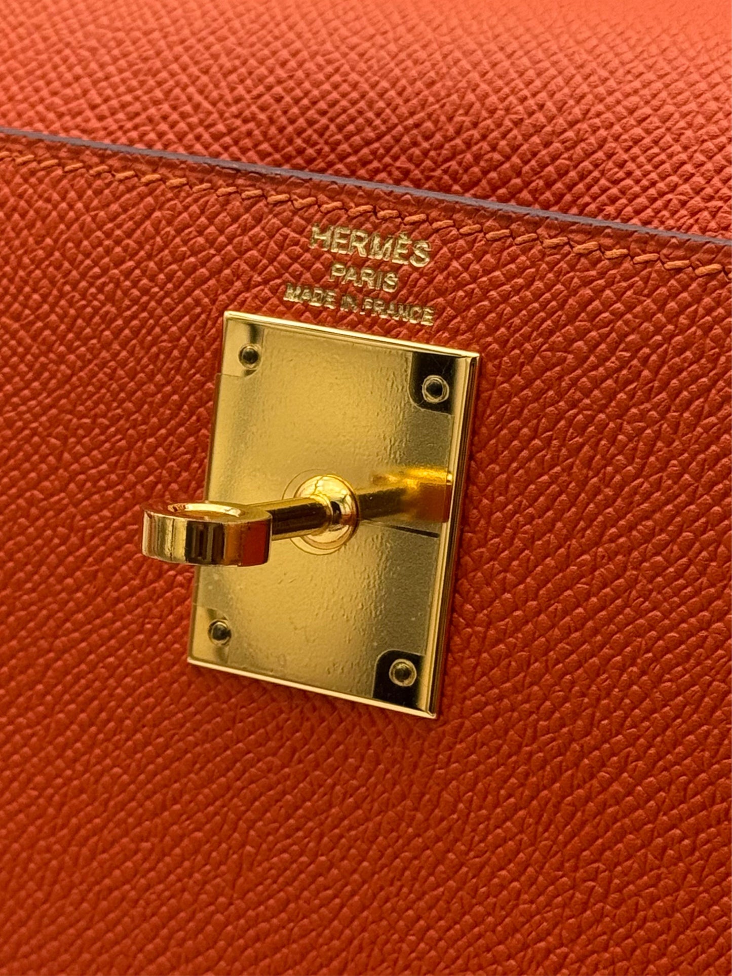 Hermès Kelly 28 Epsom Orange Gold Hardware