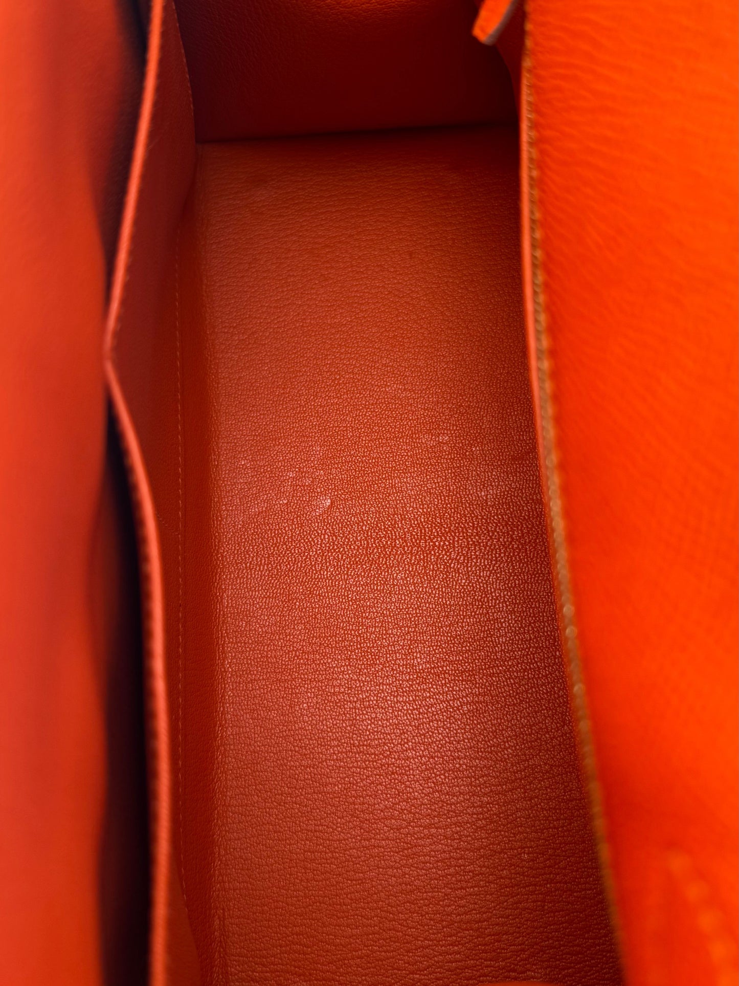 Hermès Kelly 28 Epsom Orange Gold Hardware