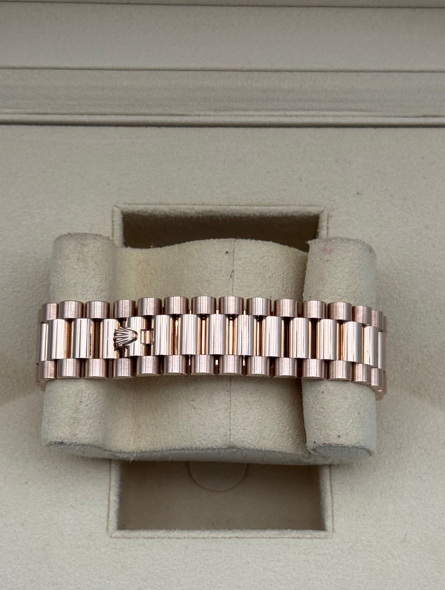 Rolex Day Date 40mm Rose Gold Olive Dial