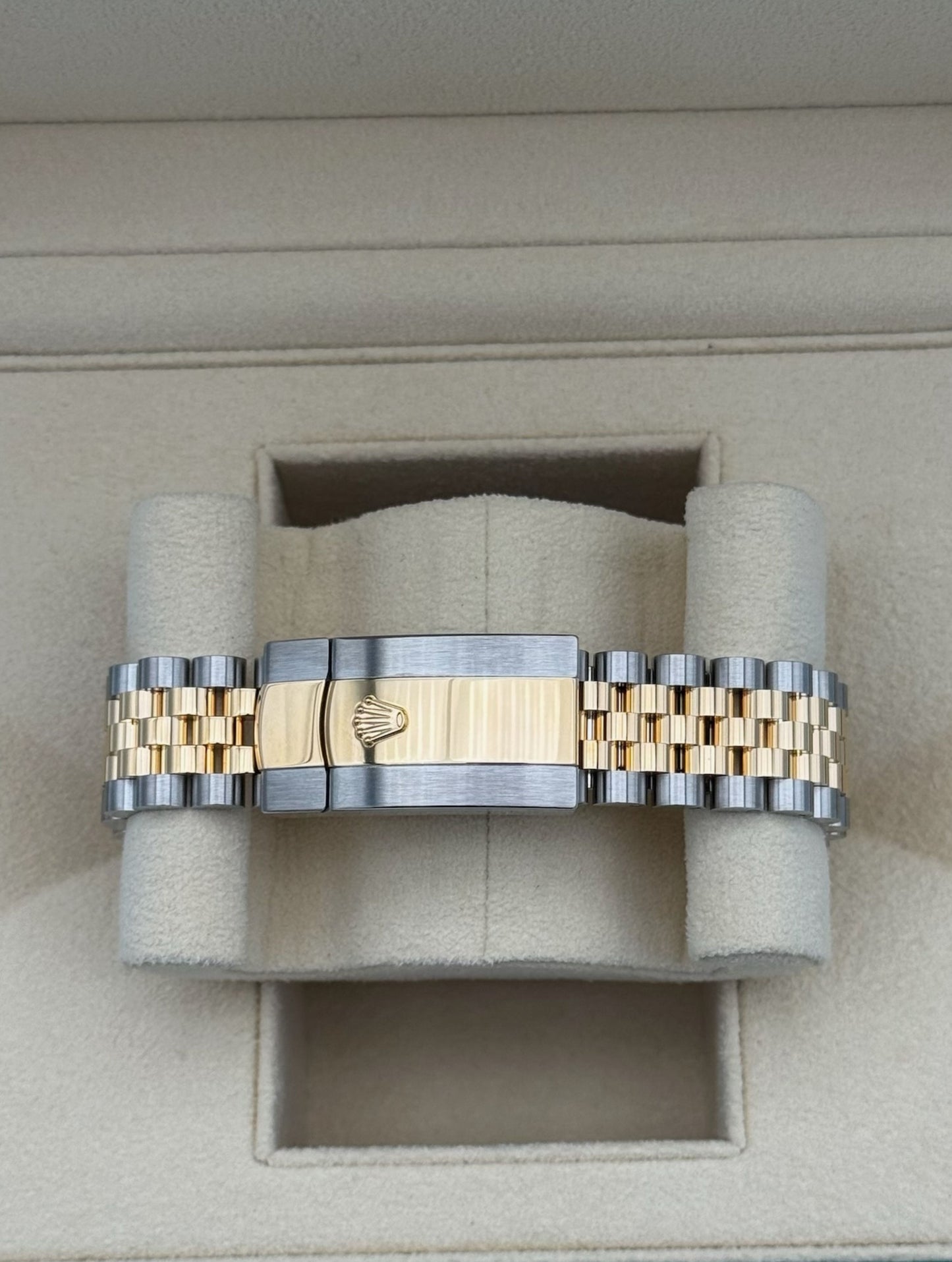 Rolex Datejust 41mm Steel/Gold Wimbledon Dial