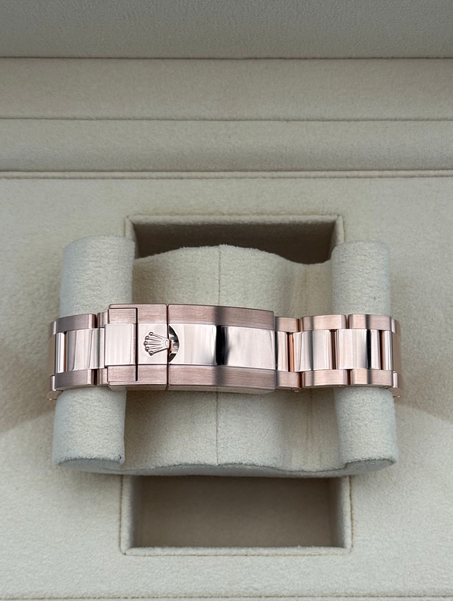 Rolex Daytona Rose Gold Chocolate Dial
