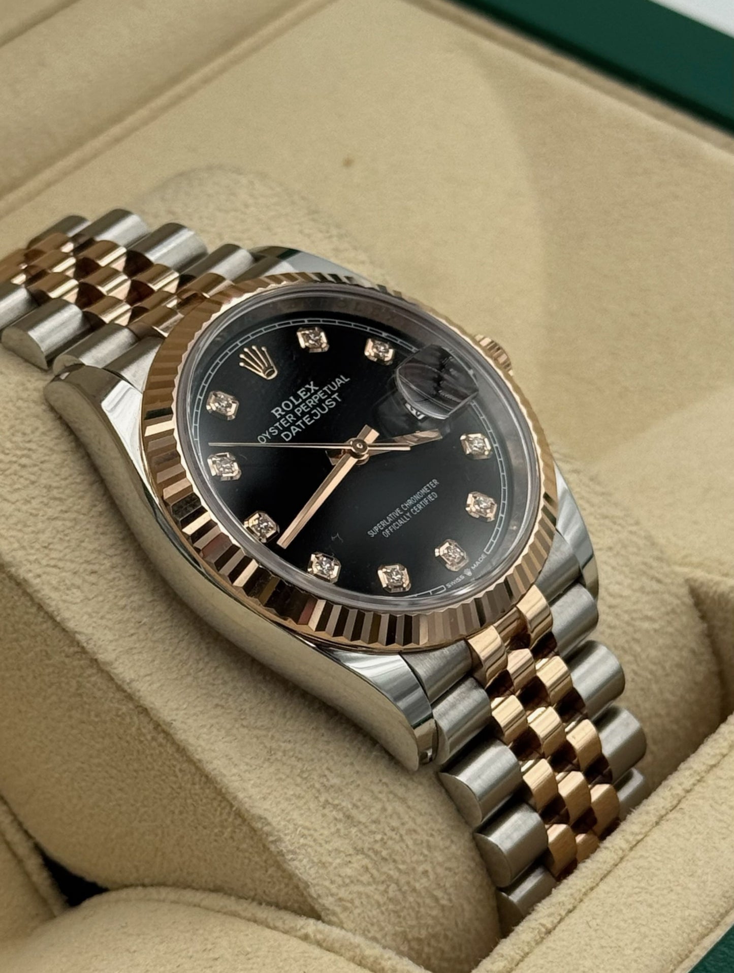 Rolex Datejust 36mm Steel/R. Gold Black Diamond Dial