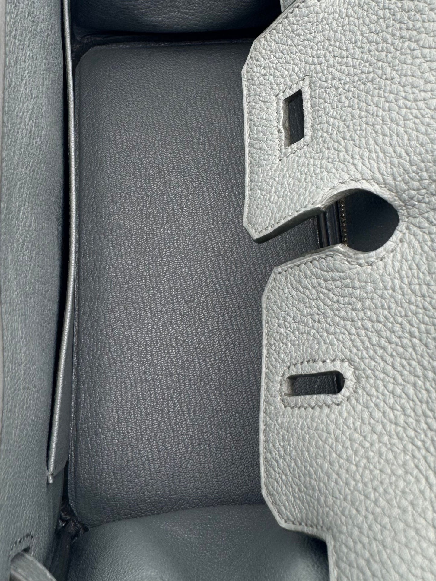 Hermès Birkin 25 Togo Vert Amande Gold Hardware