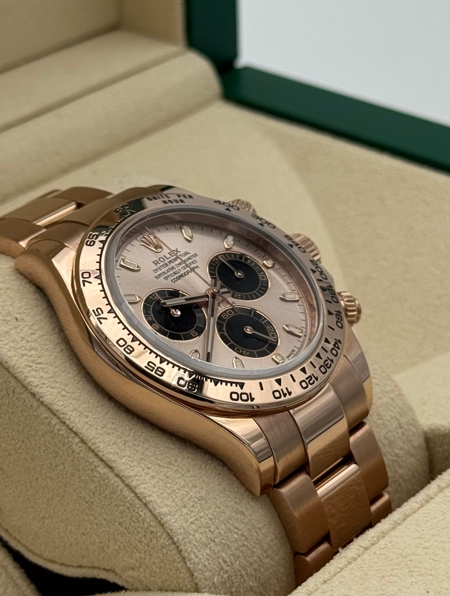 Rolex Daytona Rose Gold Sundust Dial