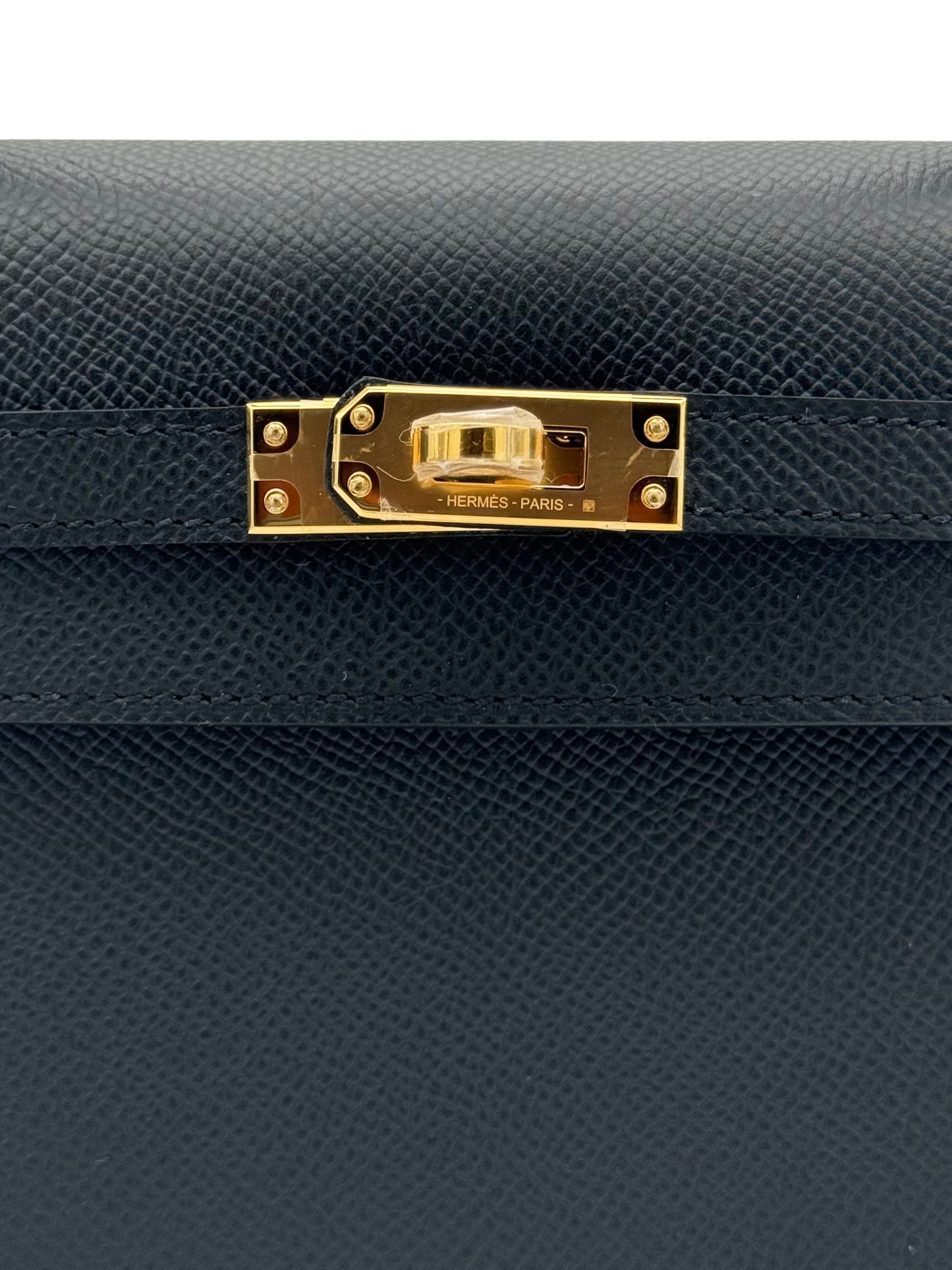 Hermès Kelly 25 Epsom Black Gold Hardware
