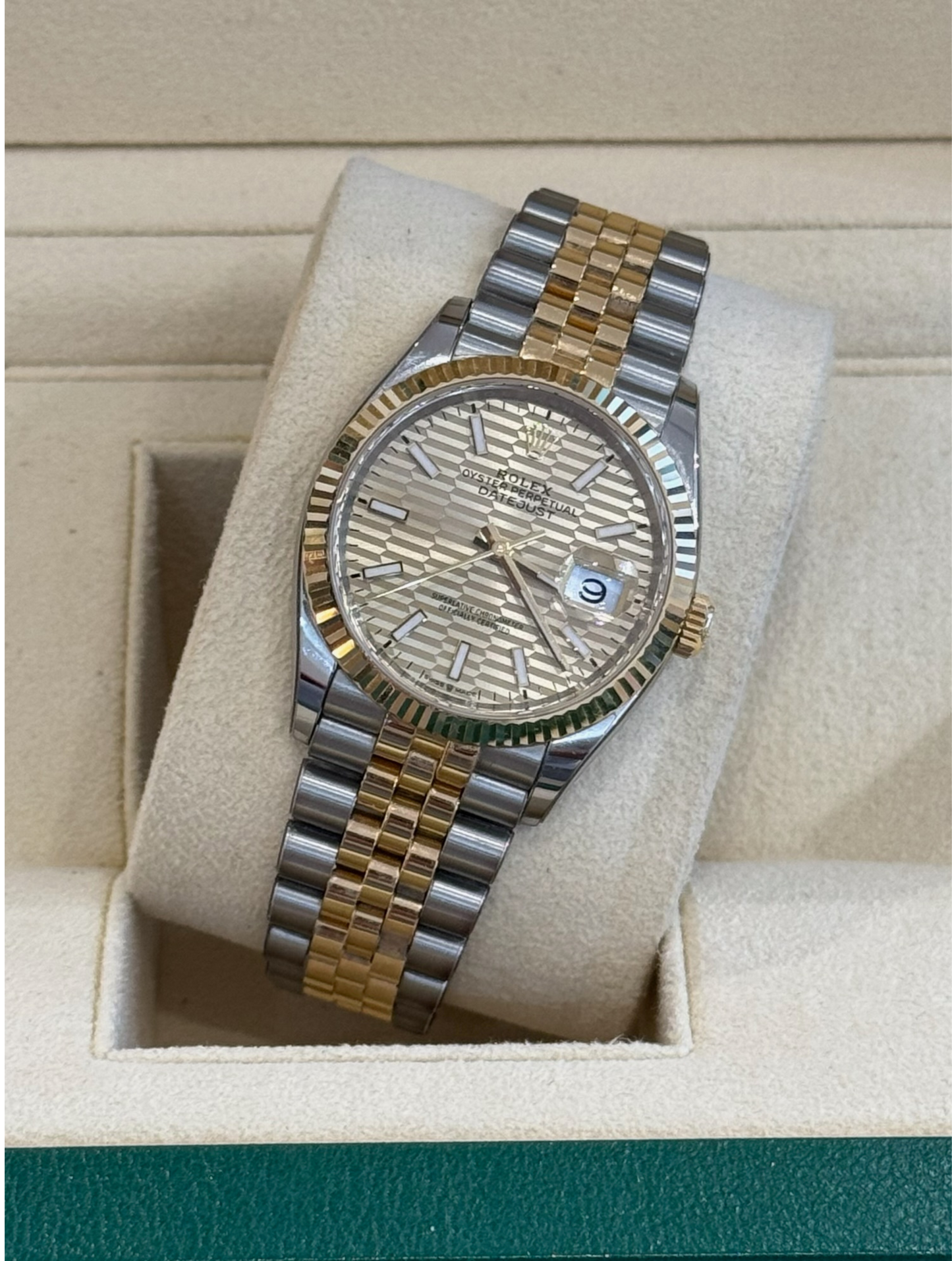 Rolex Datejust 36mm Steel / Gold Motif Dial Jubilee