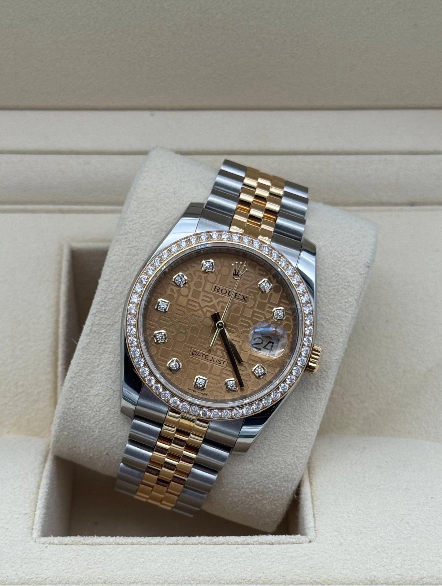 Rolex Datejust 36mm 126233 Steel and Gold Anniversary Dial Diamonds Bezel - Reloj de lujo con esfera de diamantes y brazalete Jubilee, año 2015