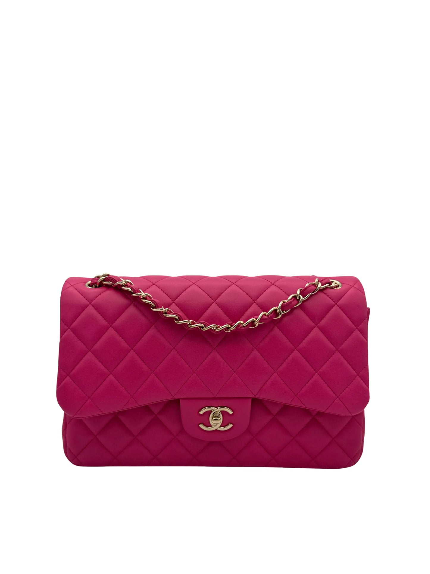 Bolso Chanel Jumbo clásico de piel caviar rosa con herrajes dorados, full set, disponible en Marbella // Chanel Classic Jumbo pink caviar leather bag with gold-tone hardware, full set available in Marbella