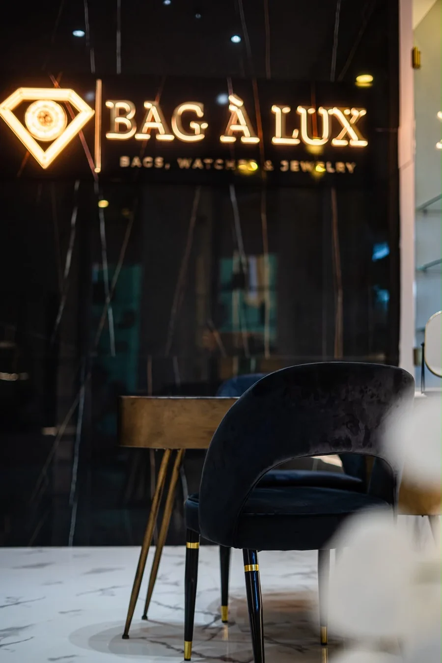 R&oacute;tulo de BAG &Agrave; LUX
