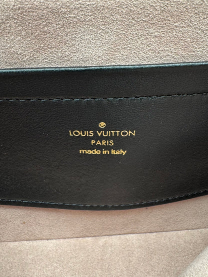 Louis Vuitton Coussin Black with Chain