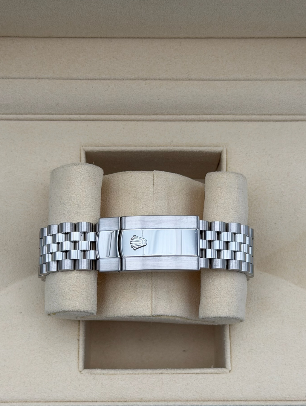 Rolex Datejust 41mm Acero Esf. Motif Bisel Liso