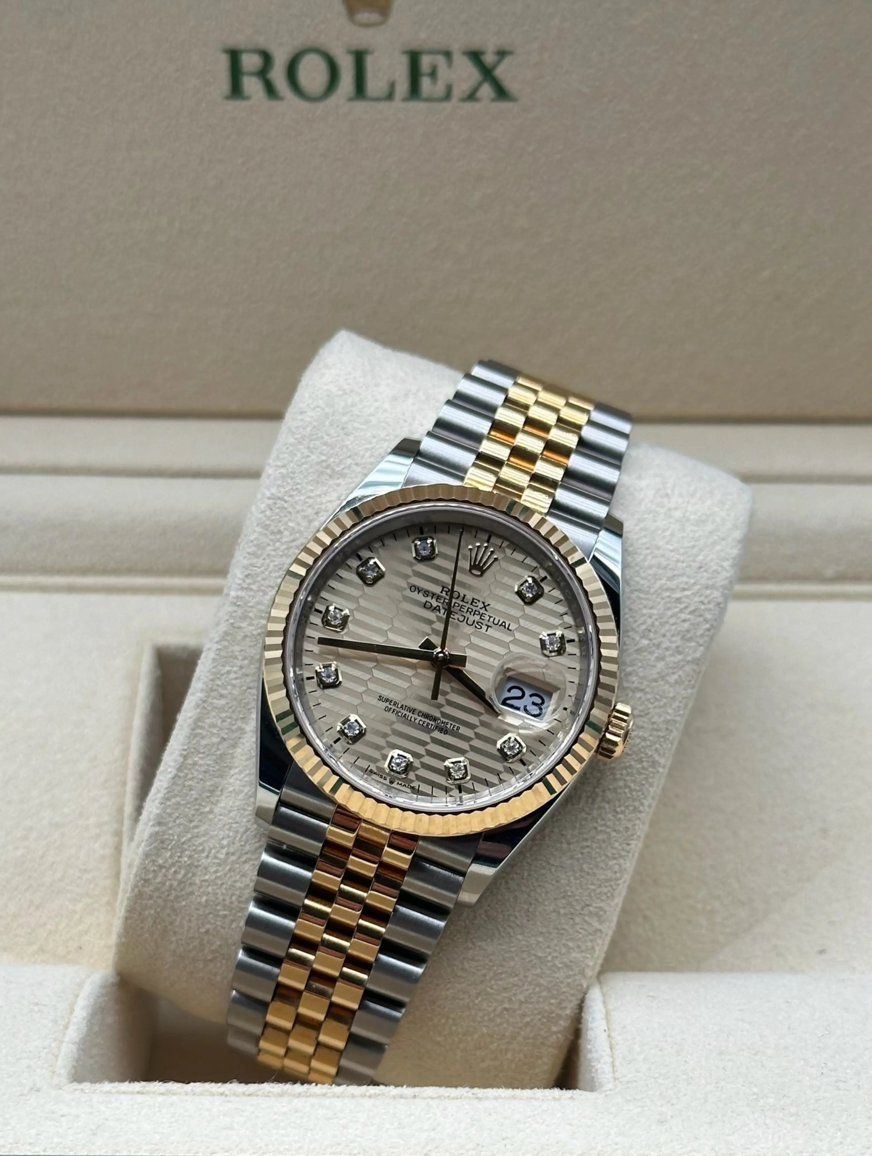 Rolex Datejust 36mm Steel/Gold Motif Diamonds Dial