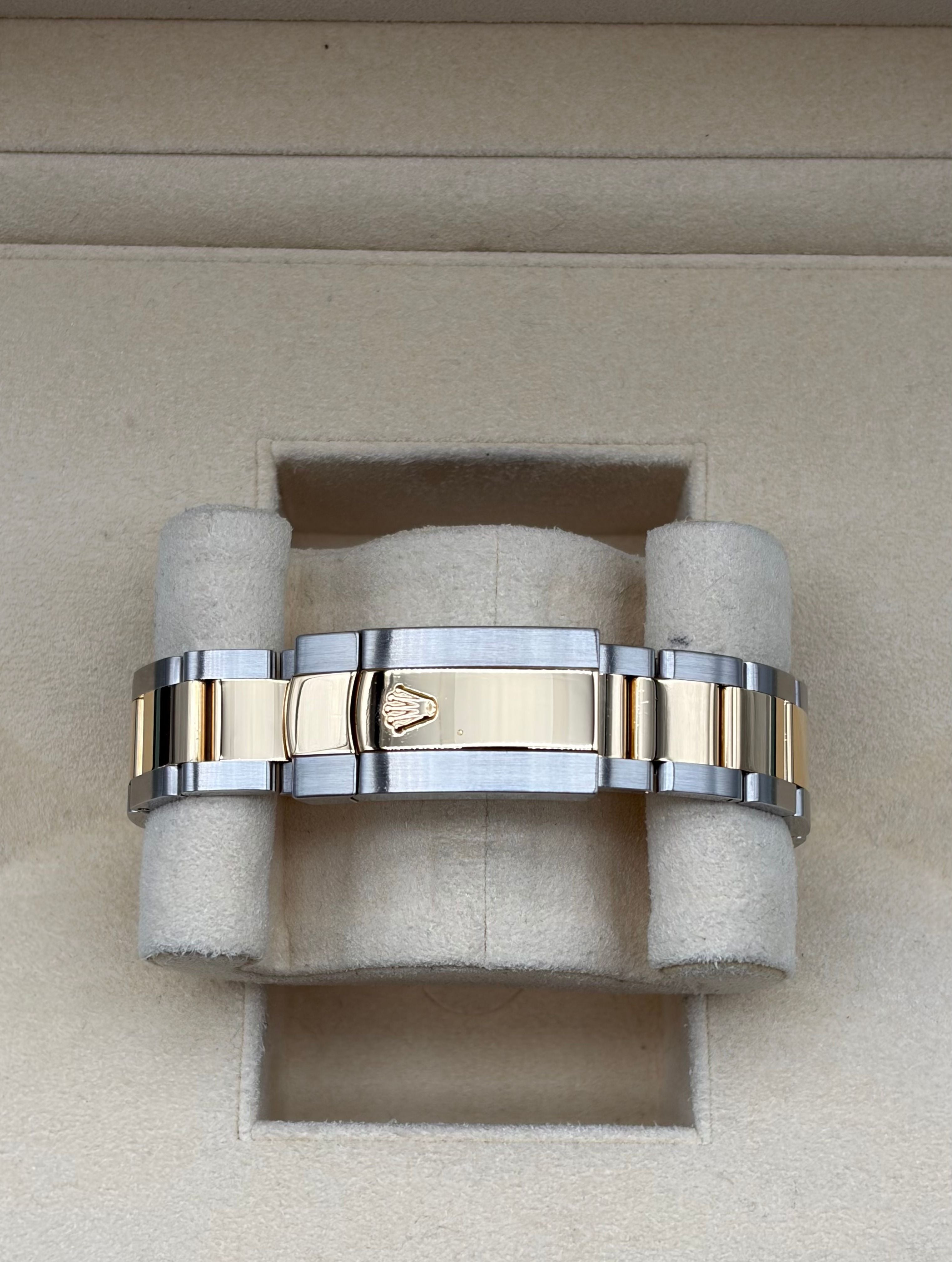 Rolex Datejust 36mm Steel/Gold Silver 6 & 9 Diamond Oyster