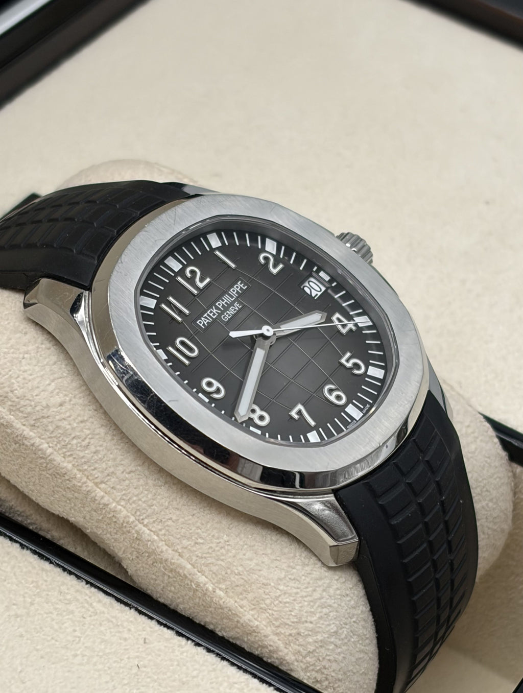 Patek Philippe Aquanaut 5167A-001
