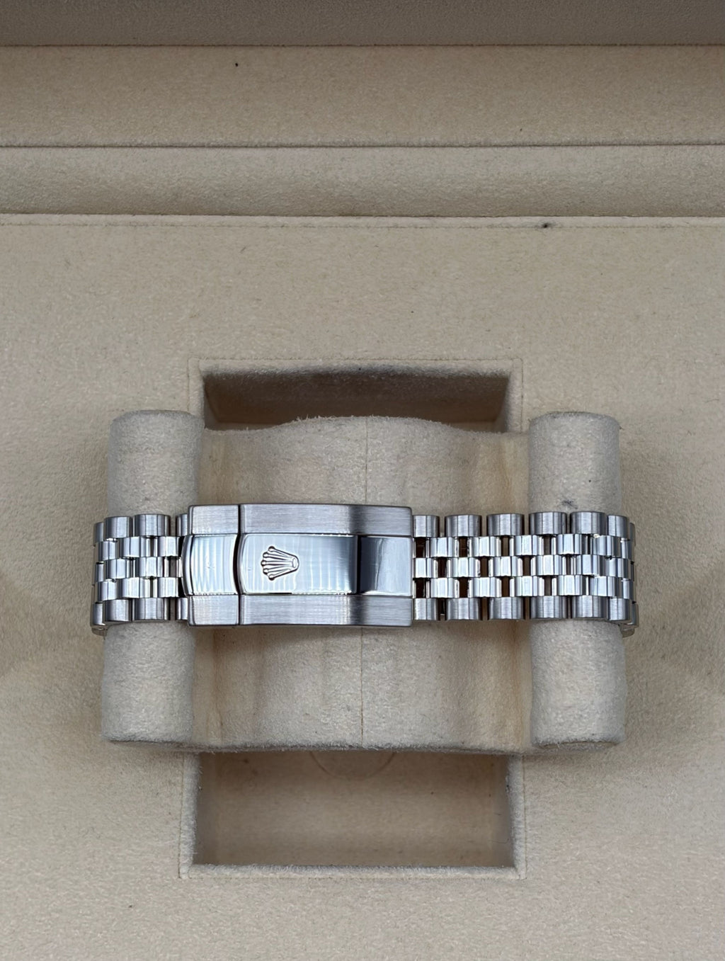 Rolex Datejust 41mm Azzurro Dial Jubilee