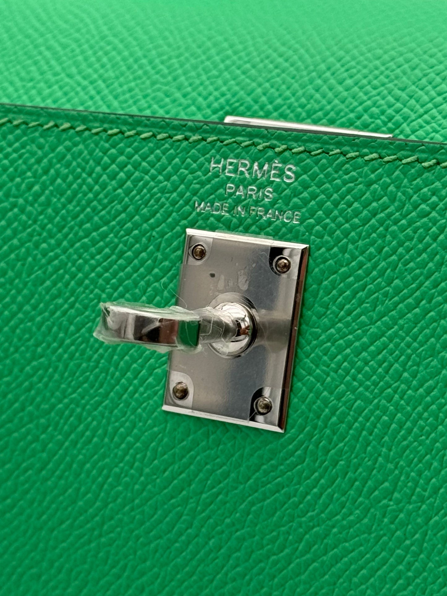 Hermès Kelly 25 Epsom Vert Comics Palladium Hardware