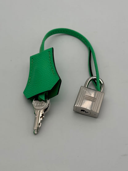Hermès Kelly 25 Epsom Vert Comics Palladium Hardware