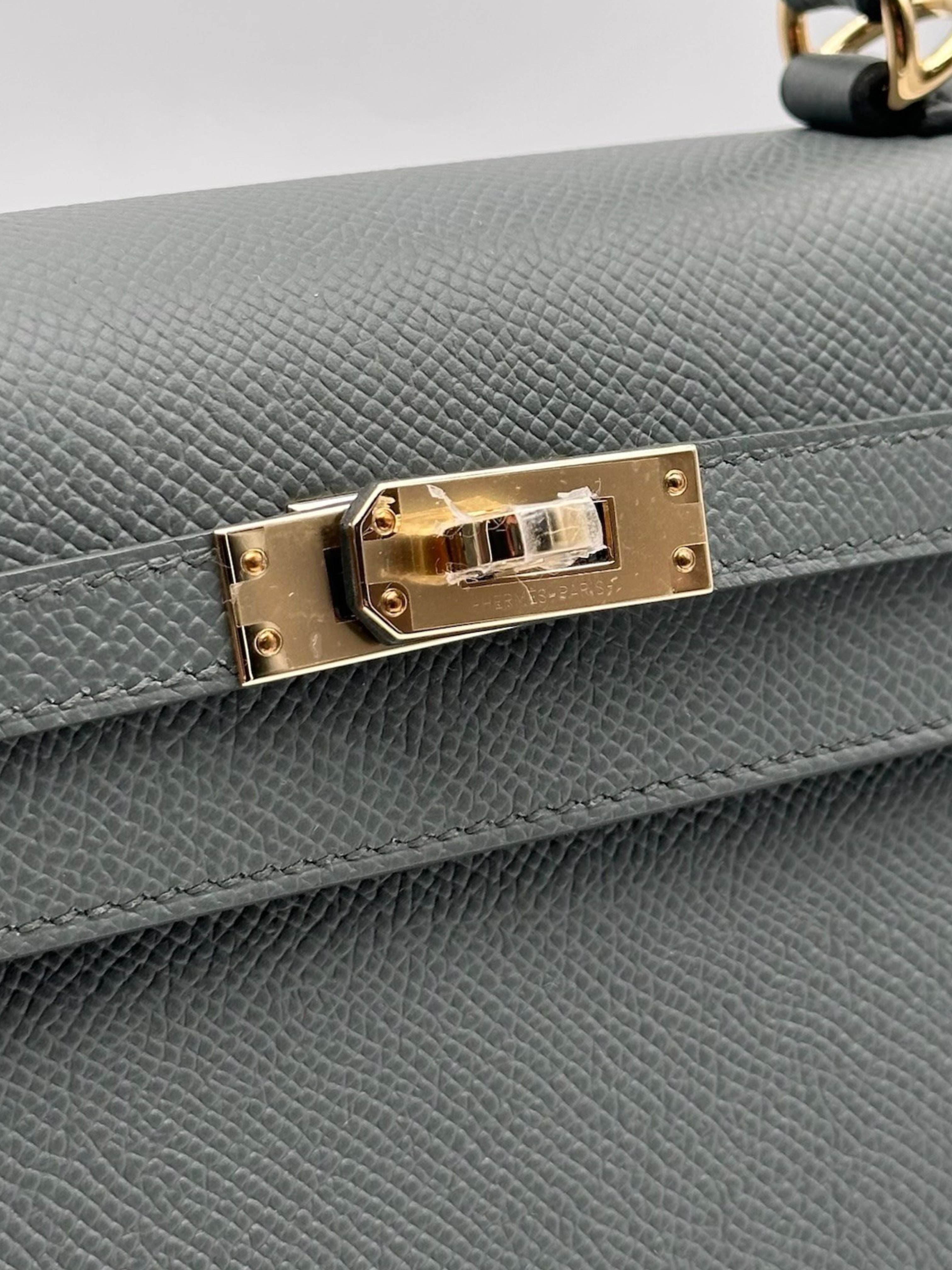 Hermès Kelly 25 Epsom Vert Amande Gold Hardware