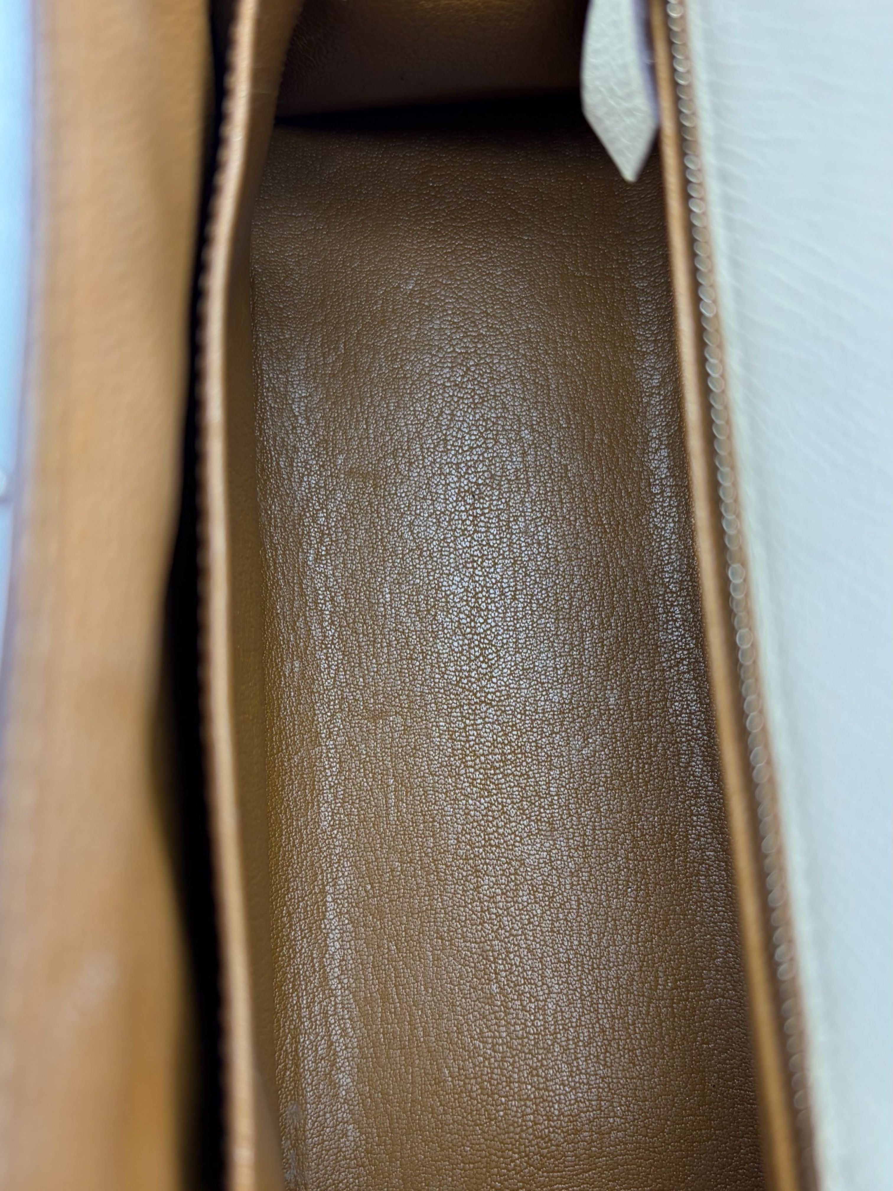 Hermès Kelly 25 Epsom Nata/Ocre Palladium Hardware