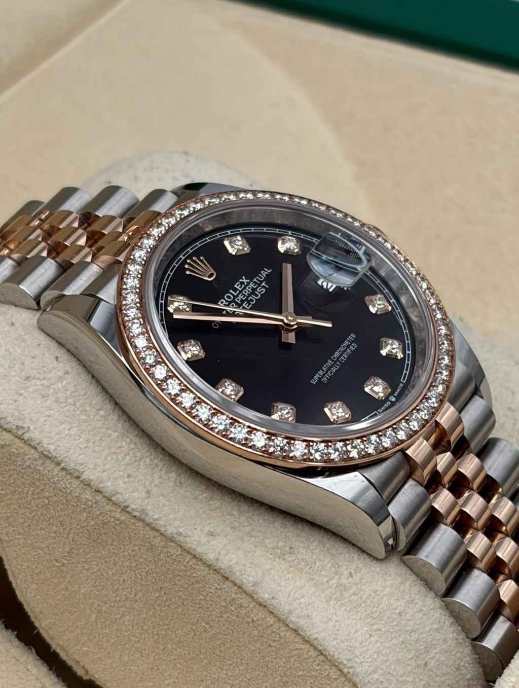Rolex Datejust 36mm Steel/R. Gold Black Dial RBR