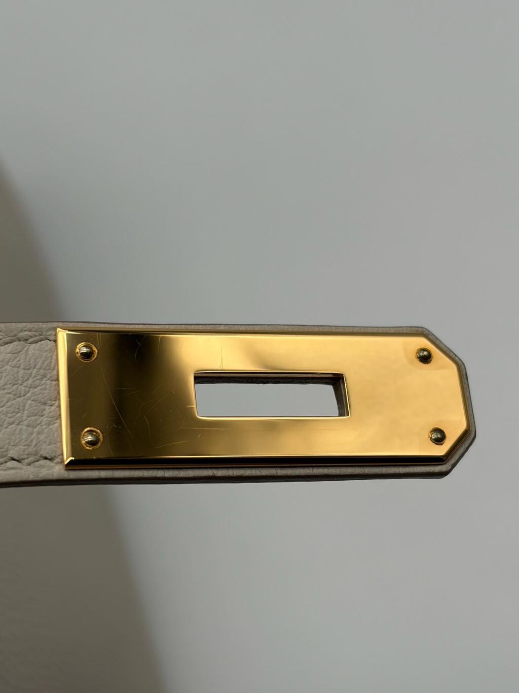 Hermès Kelly 28 Togo Beton Gold Hardware