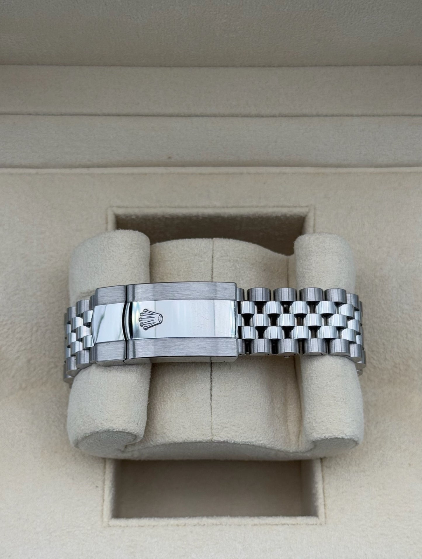 Rolex Datejust 36mm Steel Blue Motif Diamonds Dial