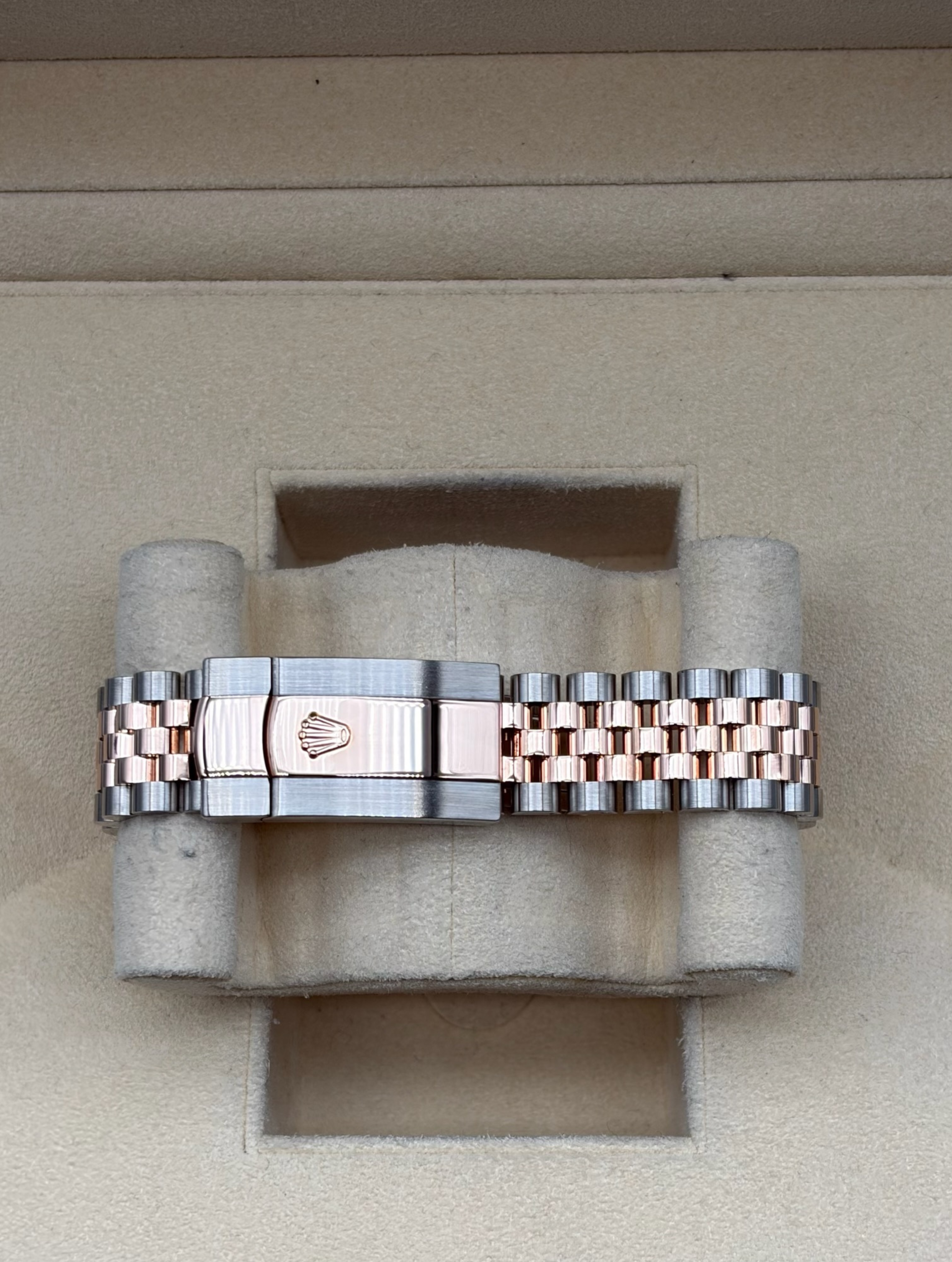 Rolex Datejust 36mm Steel/R. Gold Black Diamonds Dial