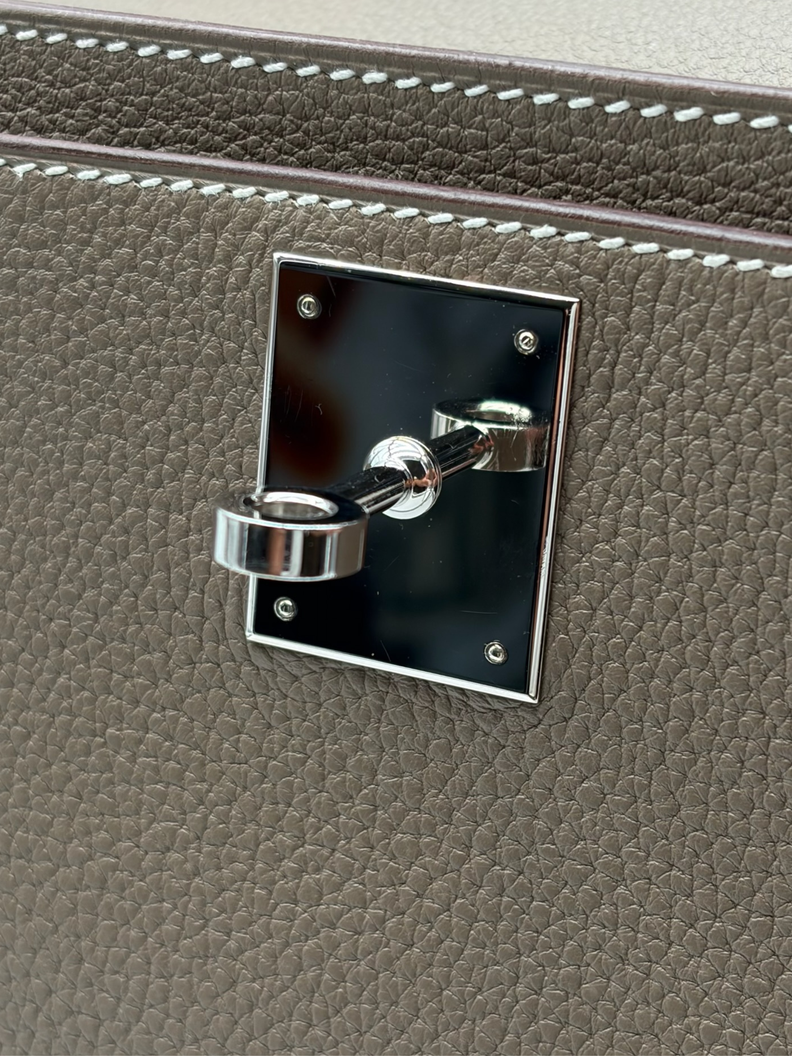 Hermès Kelly Dépêches 25 Togo Etoupe Palladium Hardware