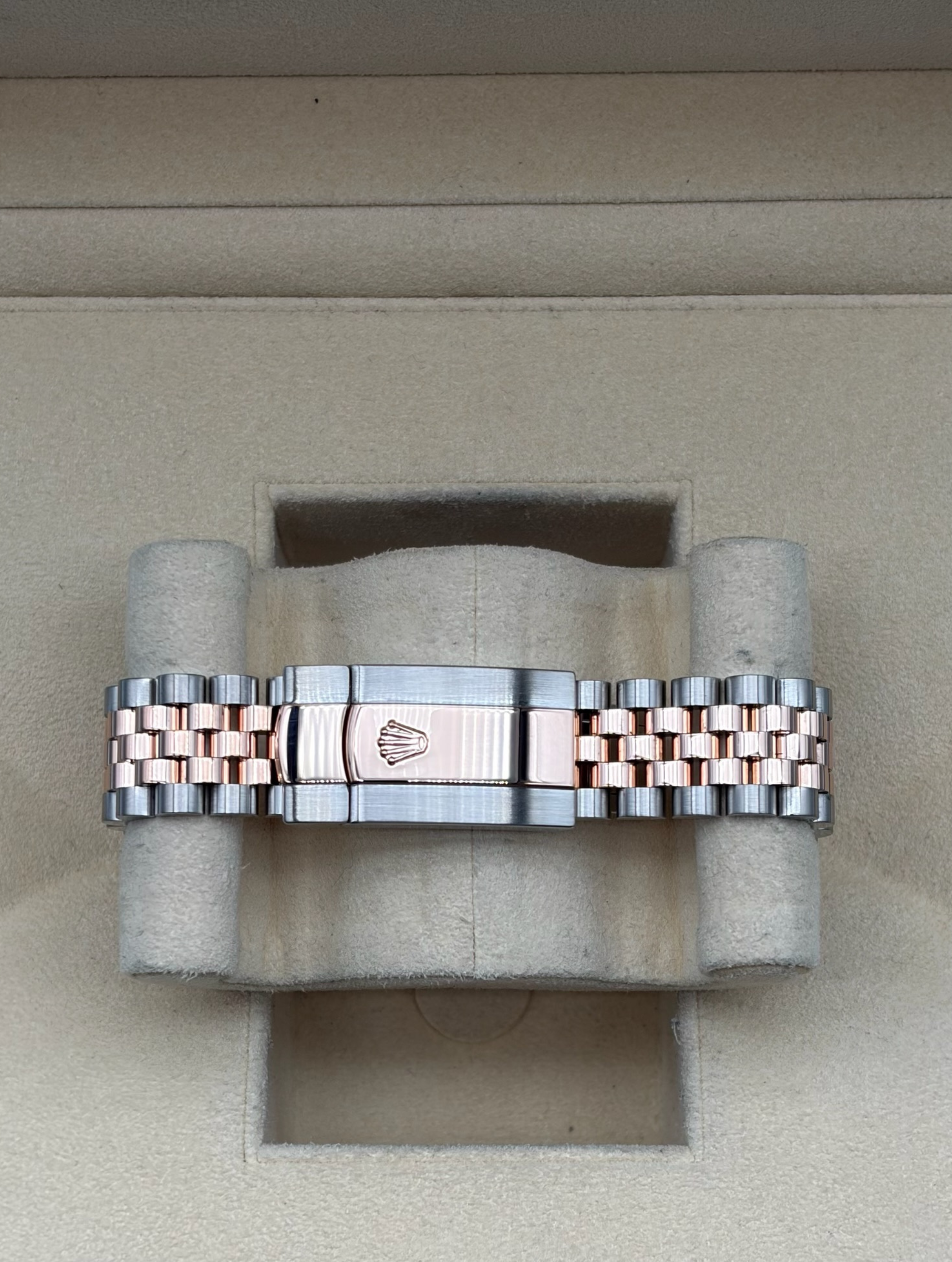 Rolex Datejust 36mm Steel/R. Gold Grey Dial VIX Diamonds