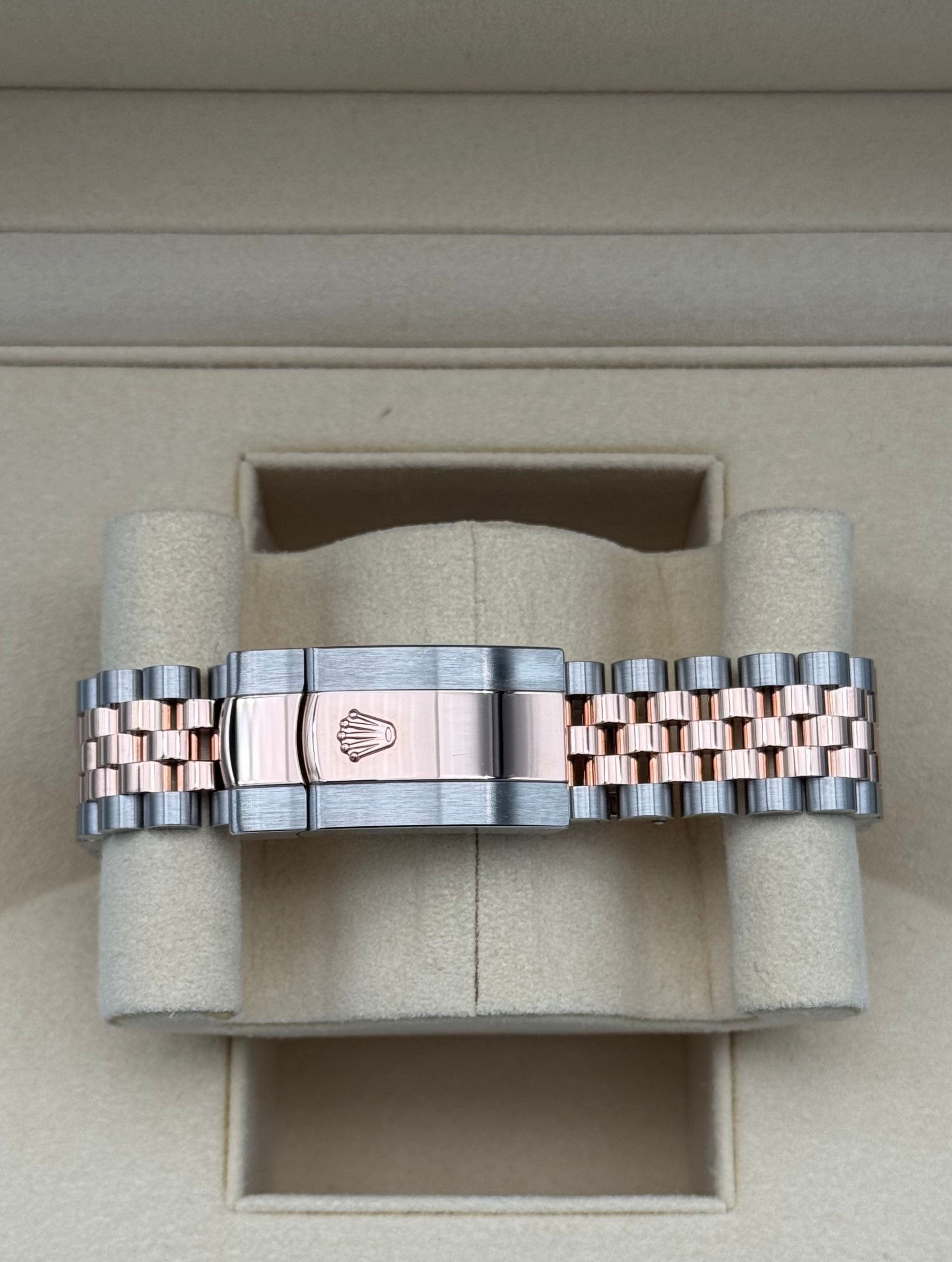 Rolex Datejust 36mm Steel/R. Gold MOP Dial