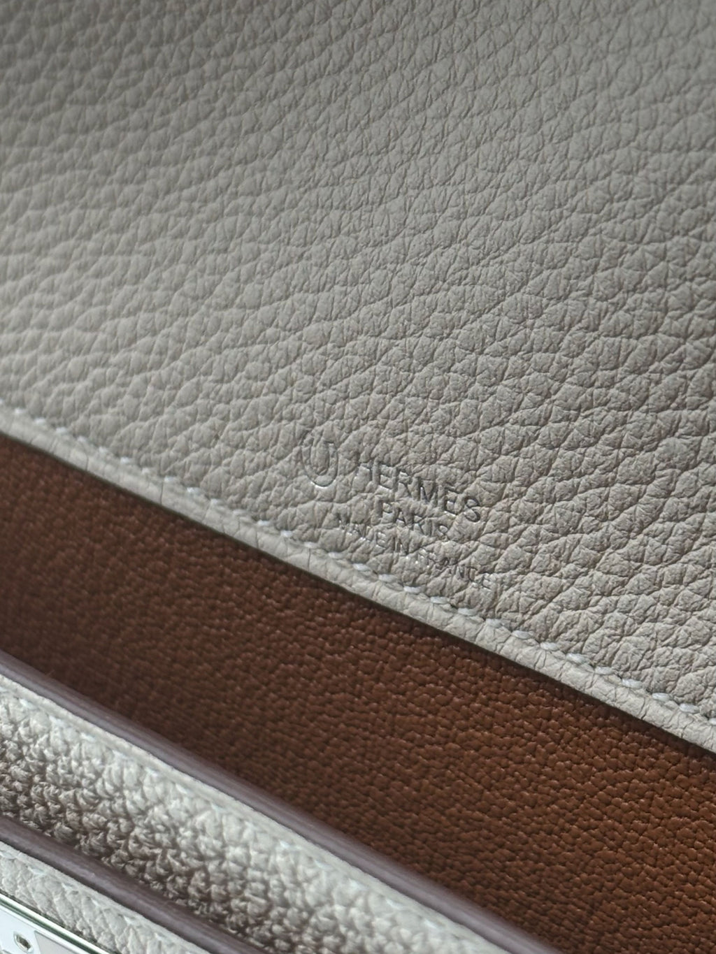 Hermès Kelly Dépêches 25 HSS Togo Gold/Craie