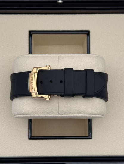 Patek Philippe Nautilus 5712R-001