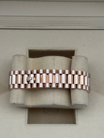 Rolex Day Date 40mm Rose Gold Olive Dial