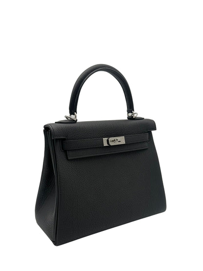 Hermès Kelly 25 Togo Black Palladium Hardware