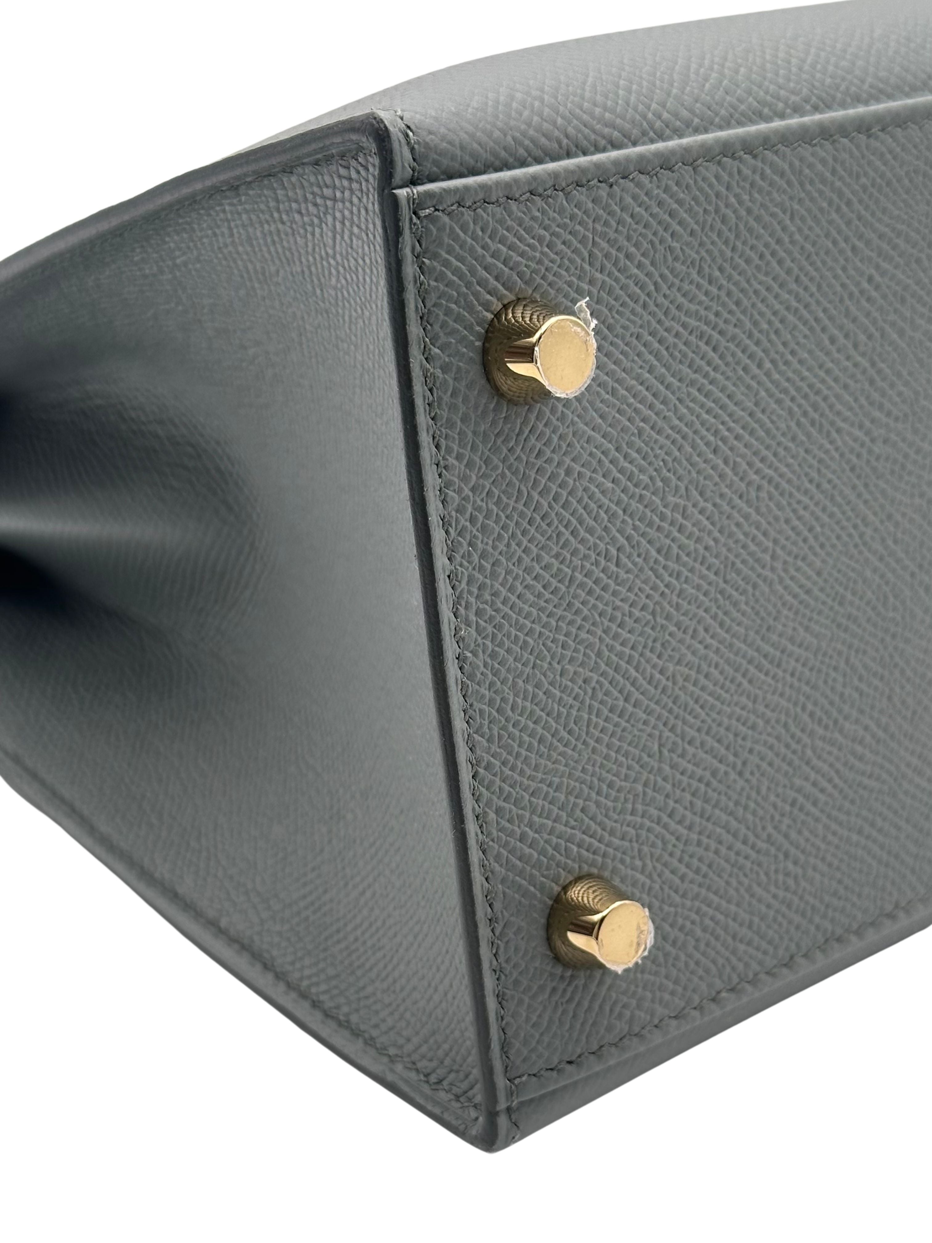 Hermès Kelly 28 Epsom Vert Amande Gold Hardware