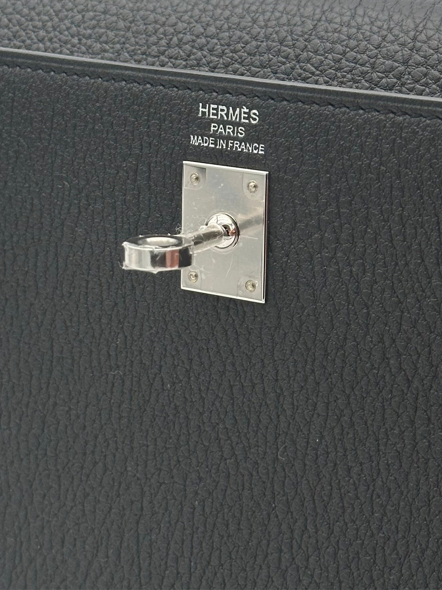 Hermès Kelly 25 Togo Black Palladium Hardware