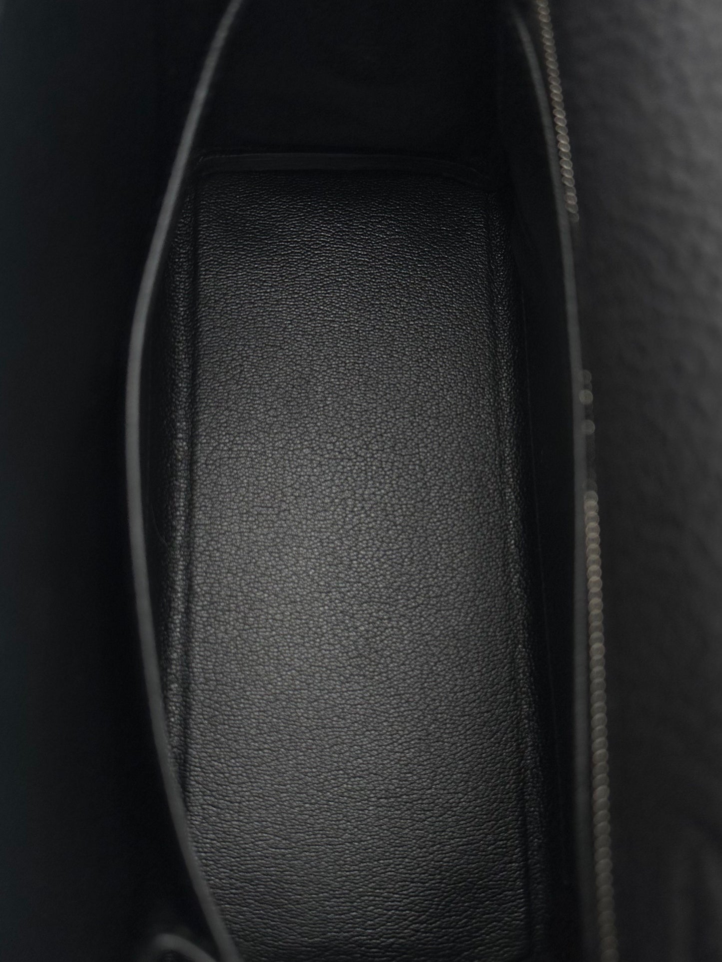 Hermès Kelly 25 Togo Black Palladium Hardware