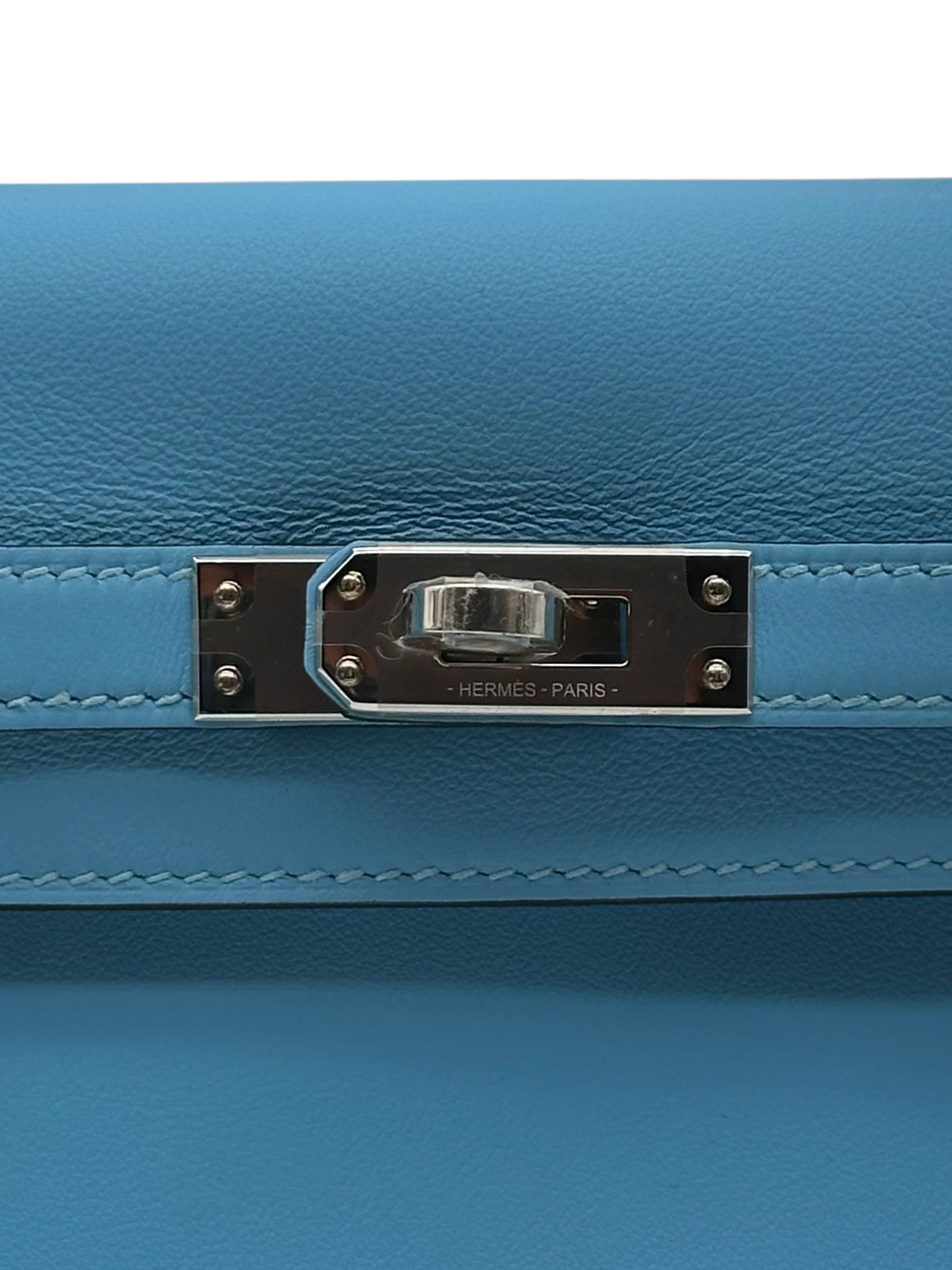 Hermès Kelly 25 Swift Celeste con herrajes de paladio