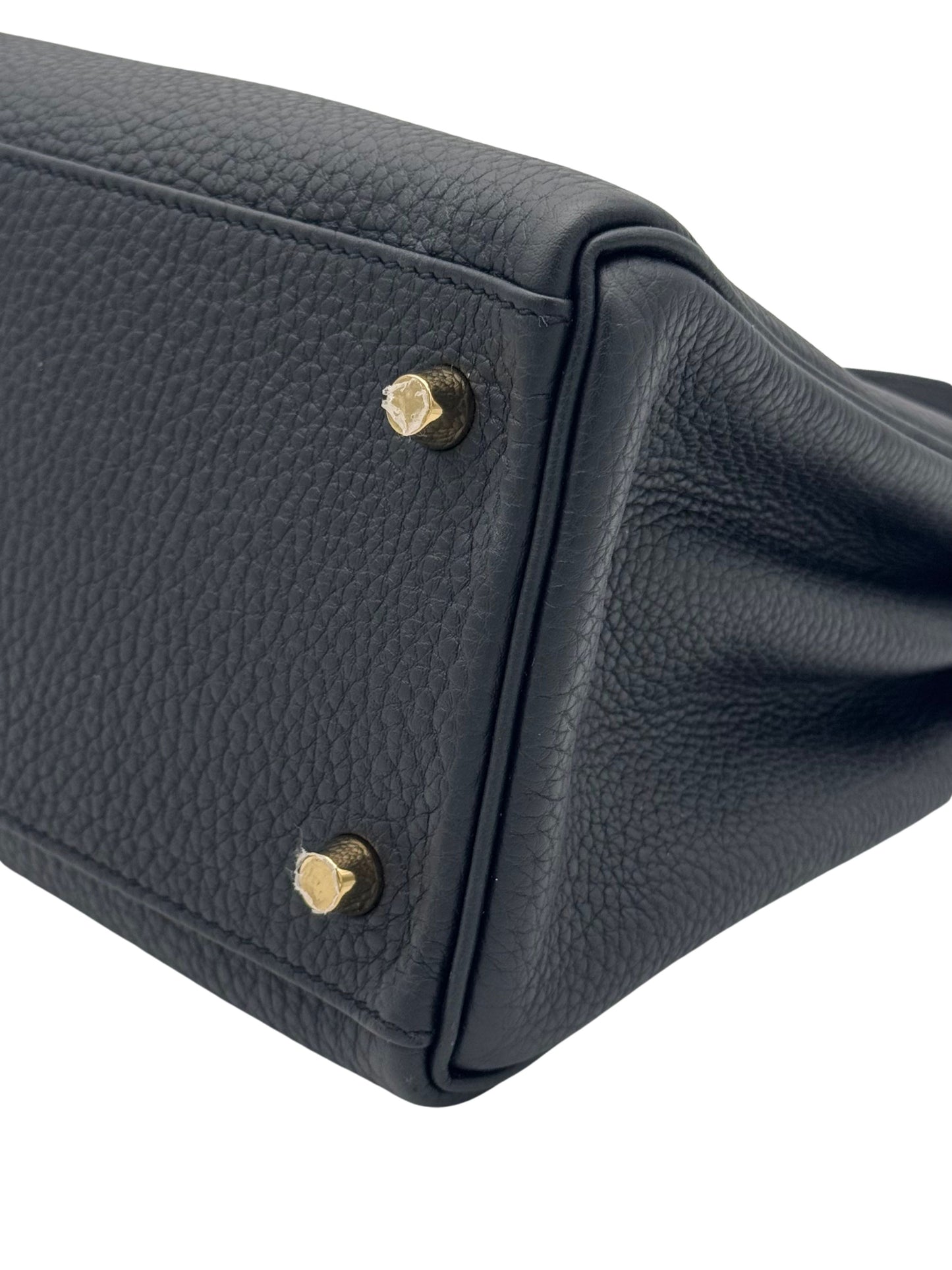 Hermès Kelly 28 Togo Black Gold Hardware