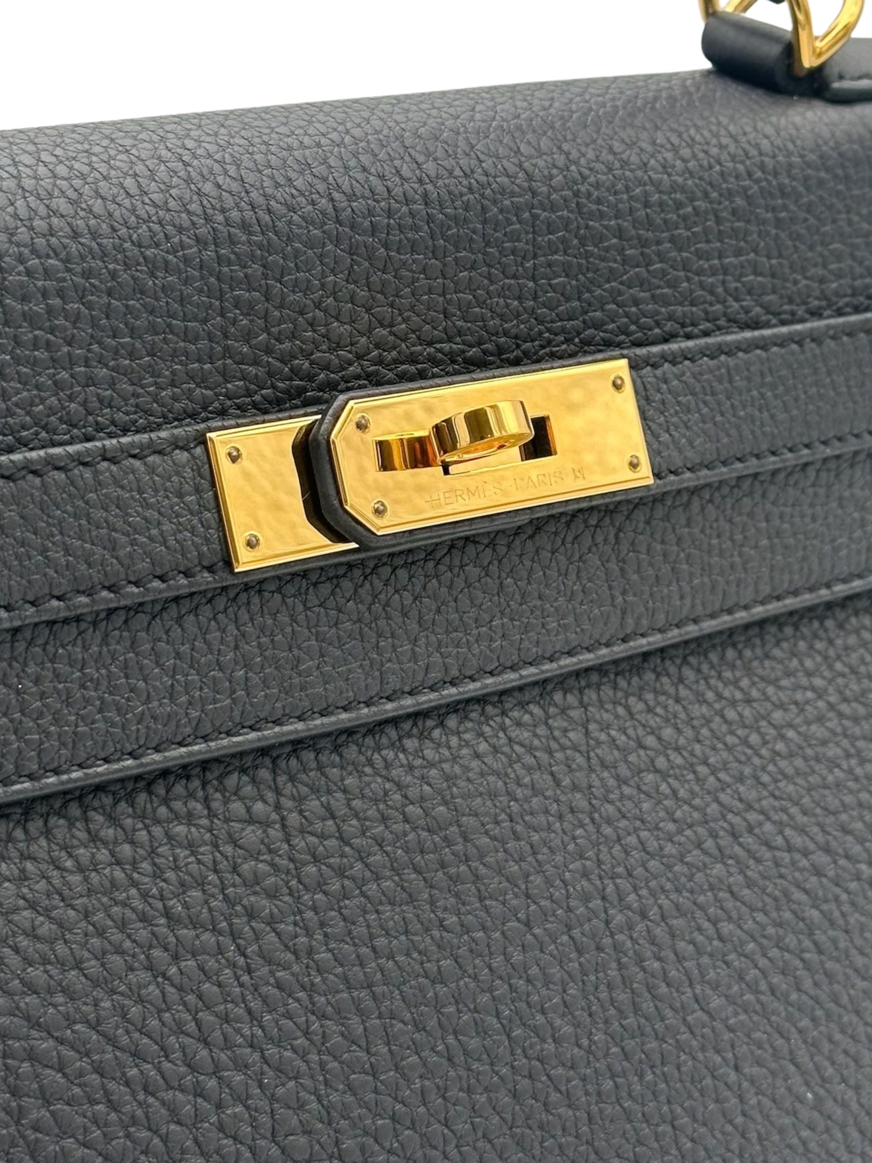 Hermès Kelly 28 Togo Black Gold Hardware