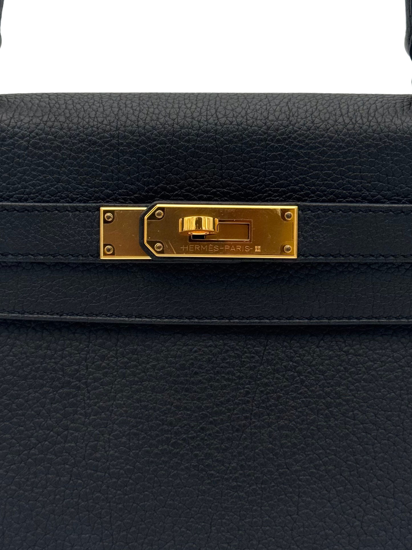 Hermès Kelly 28 Togo Black Gold Hardware