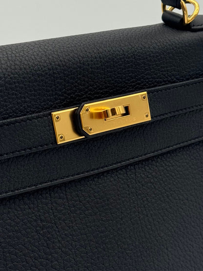 Hermès Kelly 28 Togo Black Gold Hardware