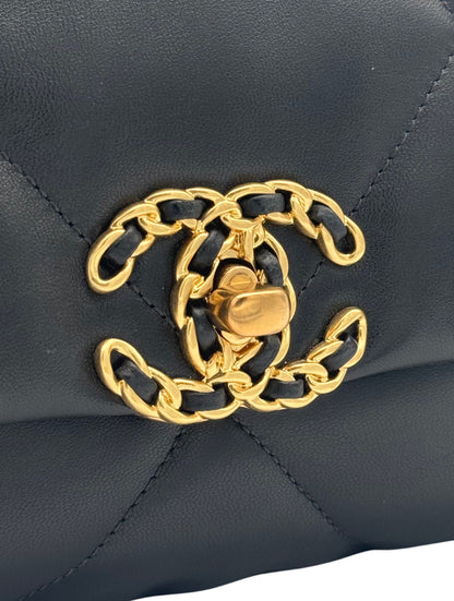 Chanel 19 Black