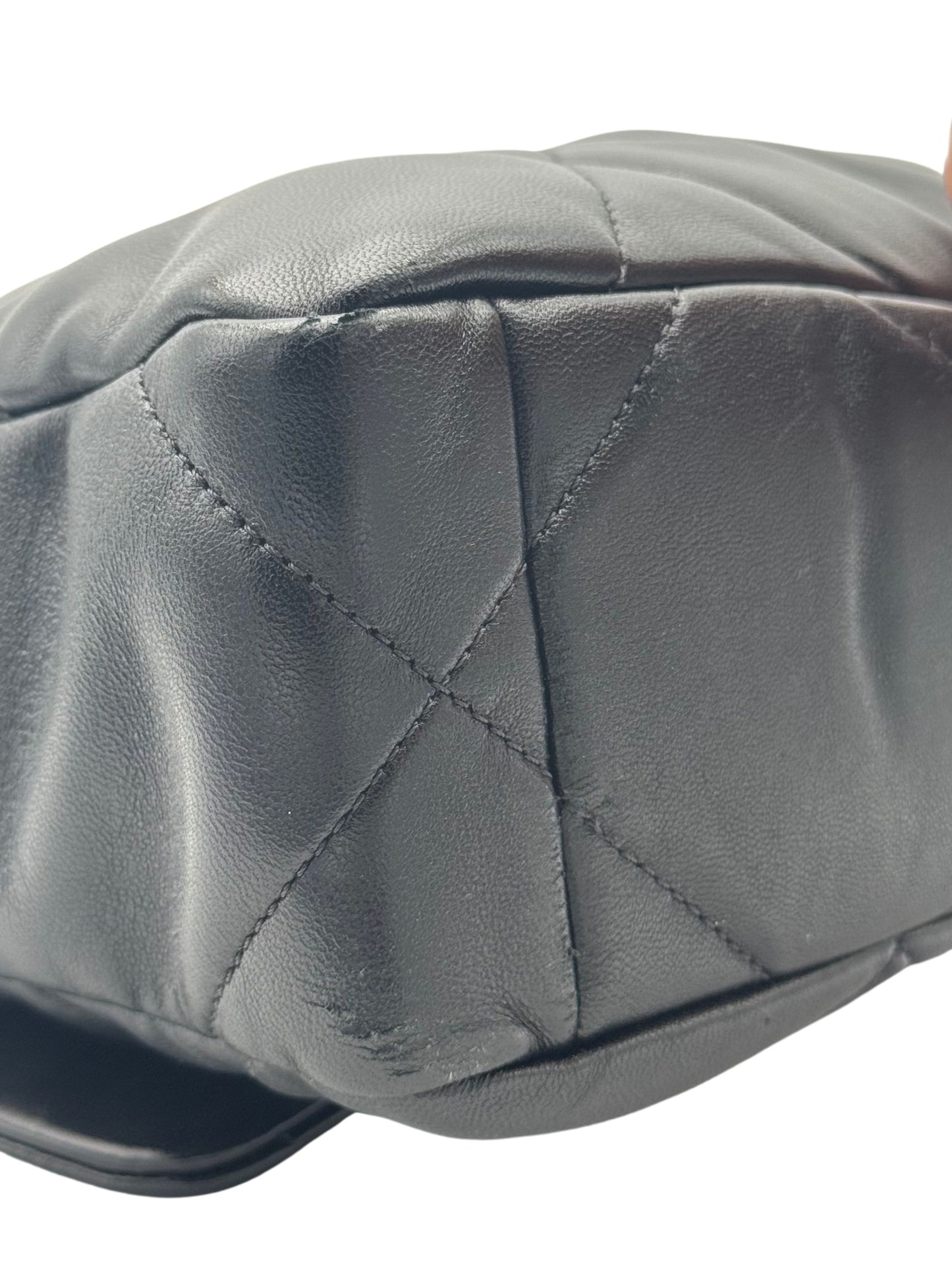 Chanel 19 Black