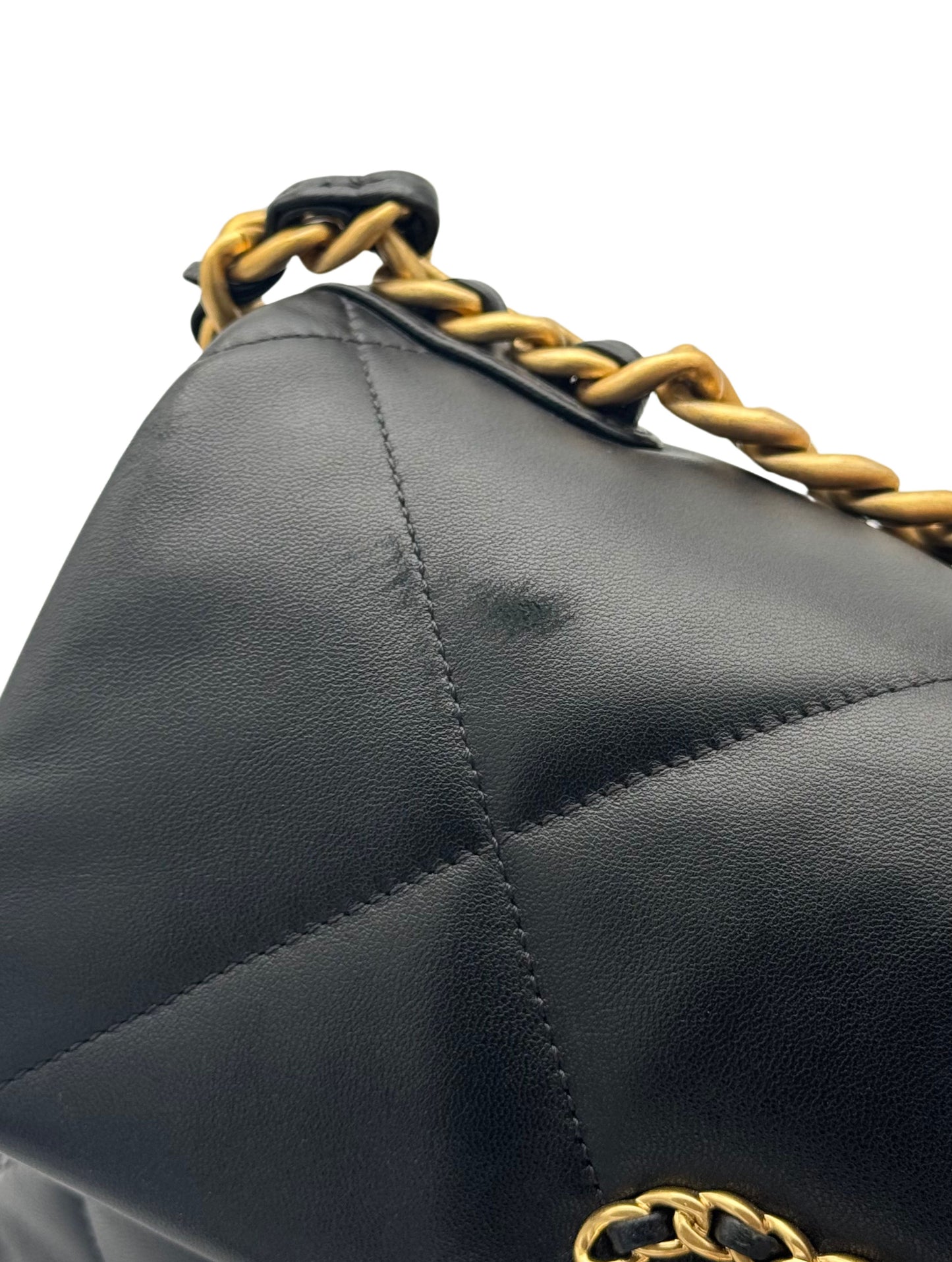 Chanel 19 Black