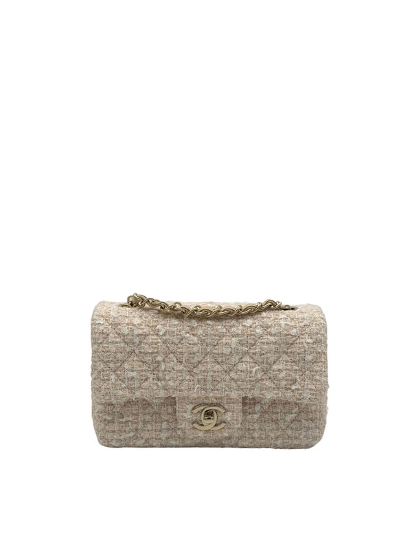 Buy Chanel Classic lana azul Gold-Tone Metal, Compra bolso beige lana metal tono plata en Marbella | Chanel bag beige tweed. Worldwide shipping.