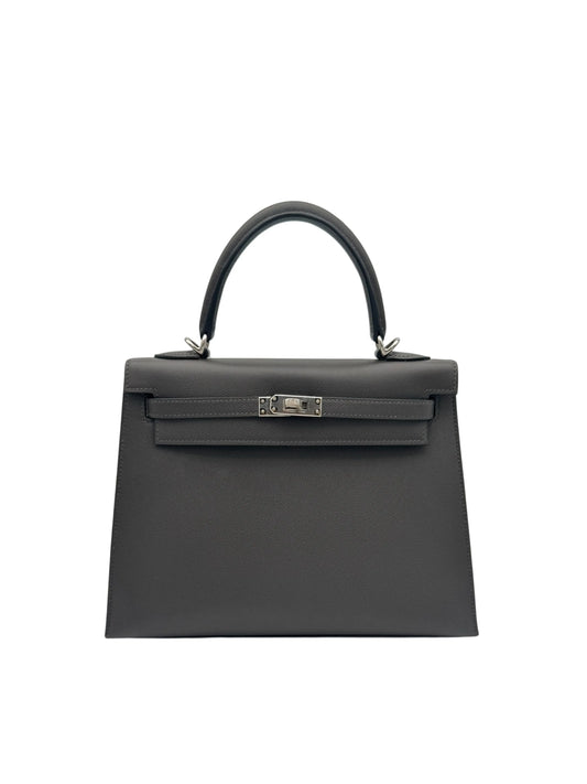 Buy Bag Hermès Kelly 25 Madame Graphite Palladium Hardware in Marbella Old town | Compra bolso Kelly piel madame gris, envio internacional.