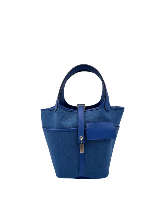Hermès Picotin Cargo 18 toile y piel swift Blue Royal y Blue Egee, herrajes paladio, año 2022, full set. Palladium hardware, full set.